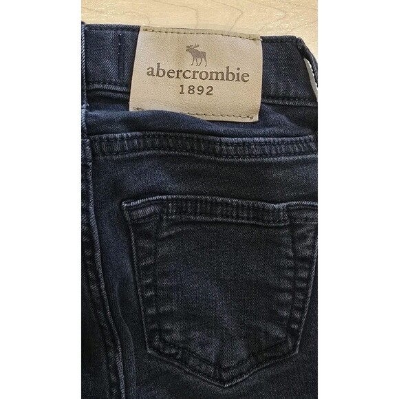 BLACK ABERCROMBIE DISTRESSED SLIM JEANS BOYS - SIZE 5/6 - Picture 6 of 6